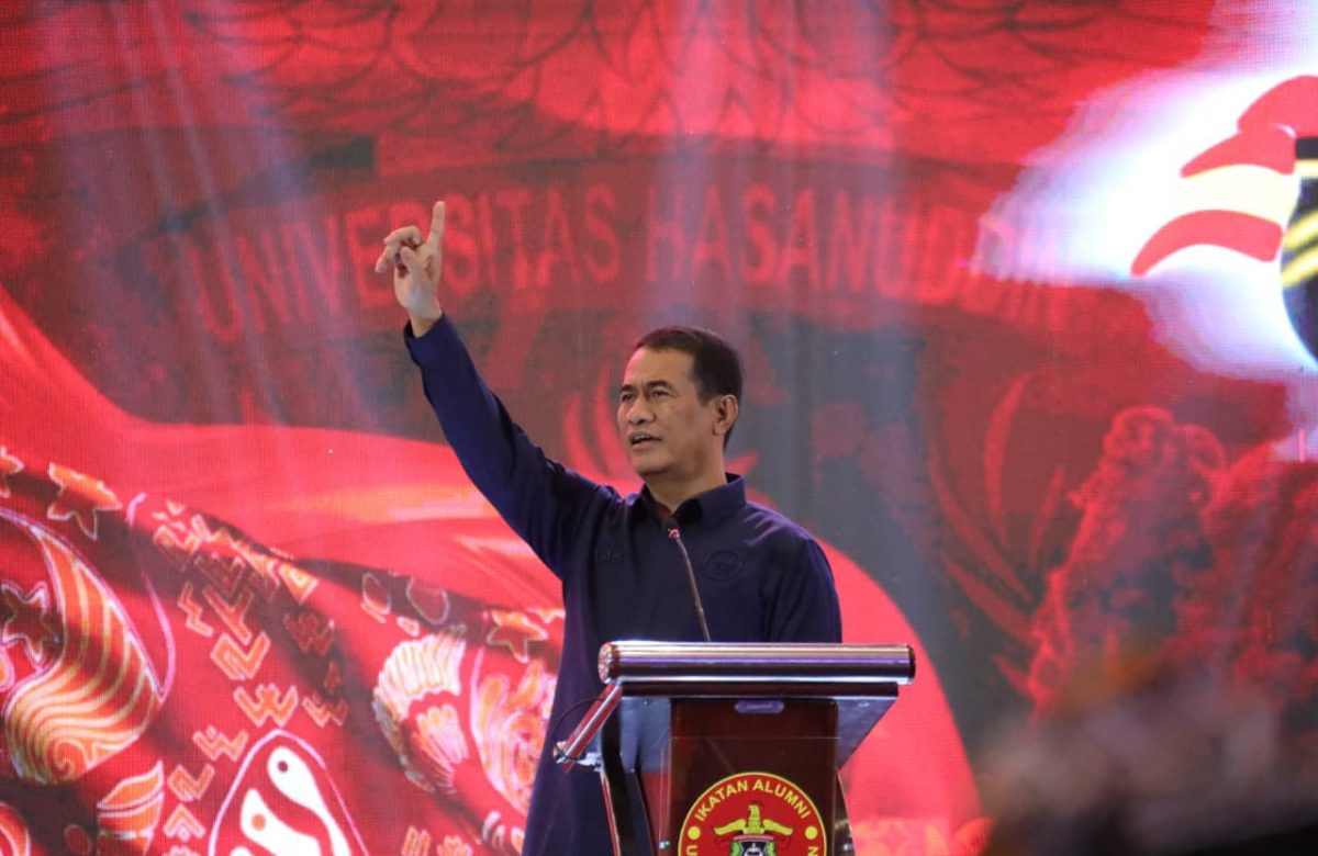 Bukti Nyata Swasembada: Mentan Amran Tegaskan Capaian Berbasis Data Global di Mubes IKA UNHAS