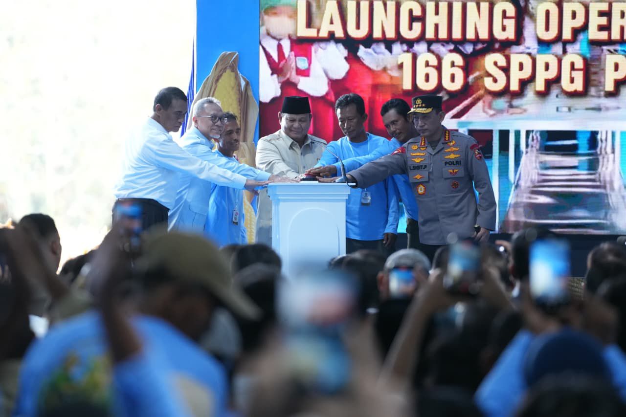 Dunia Krisis Pangan, Indonesia Justru Surplus Berkat Kerja Mentan Amran dan Tim Pertanian