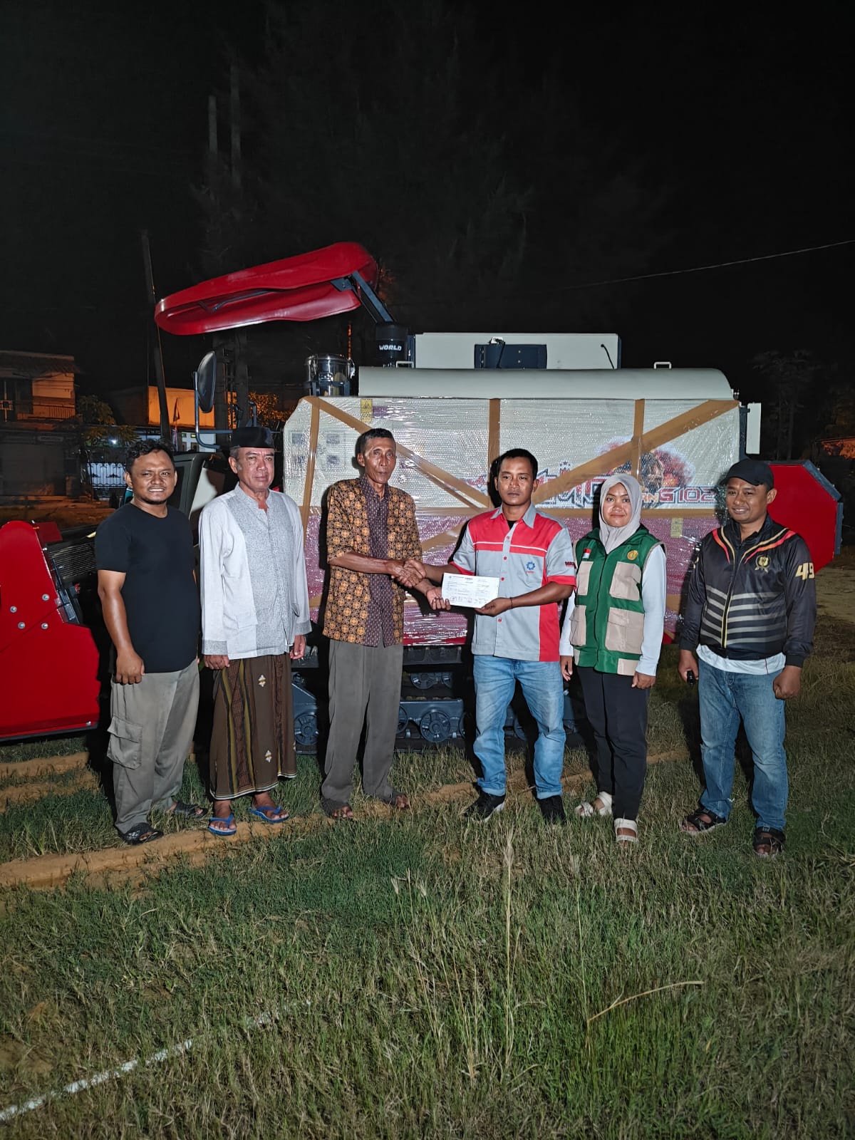 Kementan: Bantuan Presiden Sudah Tiba, Petani Tuban Kini Dapat Panen Jagung dengan Mesin Canggih