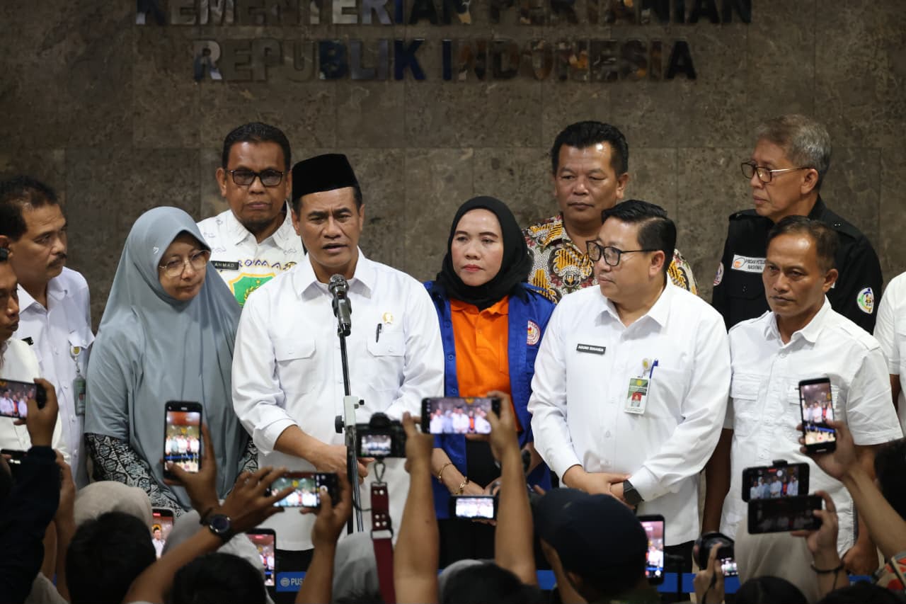 Peternak Lega, Solusi Mentan Amran Diyakini Pulihkan Harga Telur