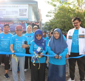 UNIVERSITAS IPWIJA RAYAKAN HUT KE 31 TAHUN BERSAMA CIVITAS AKADEMIKA, ALUMNI DAN MASYARAKAT