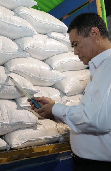 Di Tengah Ancaman Global, Cadangan Beras RI 5 Juta Ton, DPR Angkat Topi